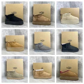 UGG كلاسيك ميني