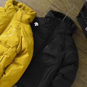 نافذ Descente